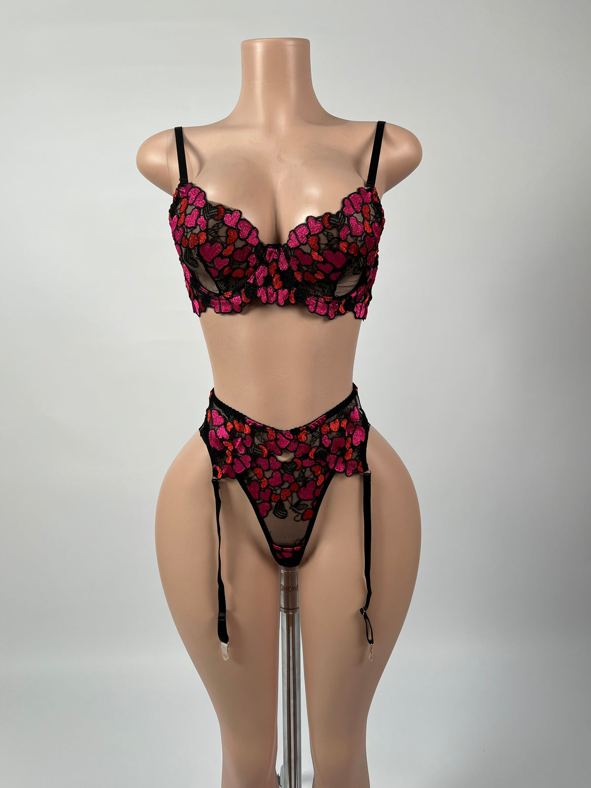 Lace Royale